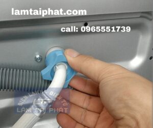 gia thay van cap nuoc may giat 2